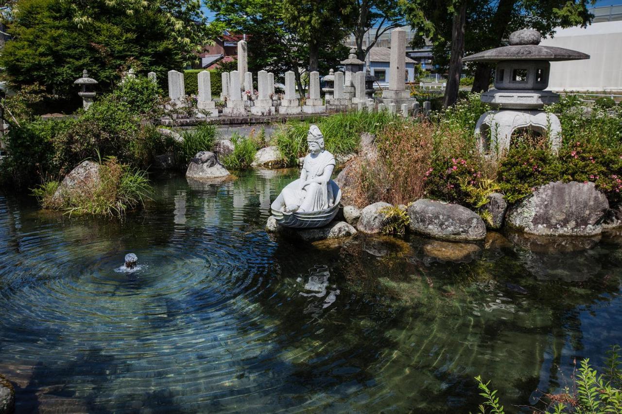Racine Home Harie Takashima Экстерьер фото